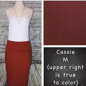 NWT LuLaRoe Cassie Pencil Skirt, M